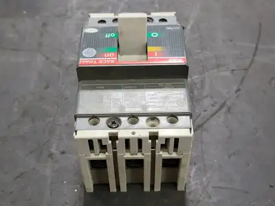 40 Amp, 3 Pole, 480-600Y/347 volts Circuit Breaker