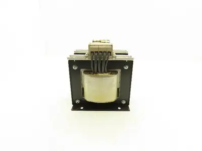 Toyozumi Dengenkiki ES21-01KB1 Transformer 1PH 240-200V Pri 100V Sec 1kVA