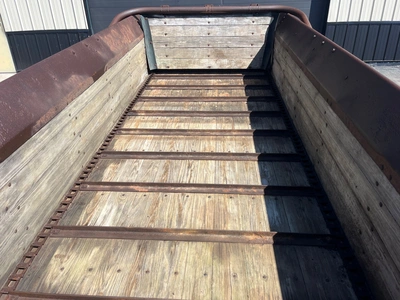 NEW IDEA 244 Manure Spreader | County Equipment Company LLC (8)