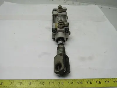 Used MECMAN _UNKNOWN_ Pneumatic Cylinders | Arrow Industrial #632712