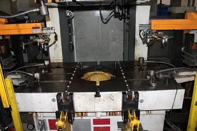 USED 2010 AIDA NC1-2000(2)E