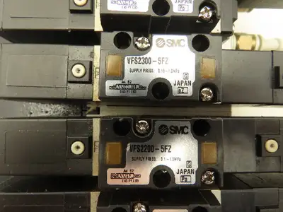 SMC VV5FS2 Plug-In 7-Station Manifold Control Unit VFS2000 Solenoid Valve Bank
