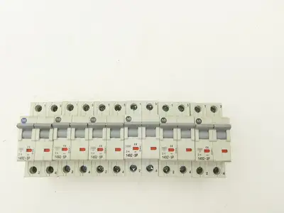 Allen Bradley 1492-SP2D040 Mini Circuit Breaker 4A 2-Pole 480V Ser C Lot of 6