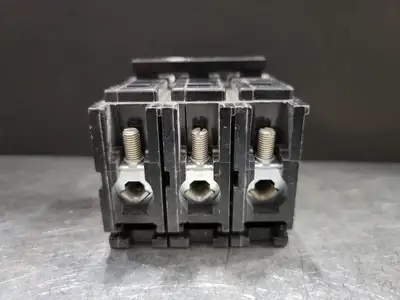 USED EATON QBHW3025H