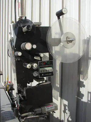 USED LABEL-AIRE 2111CD