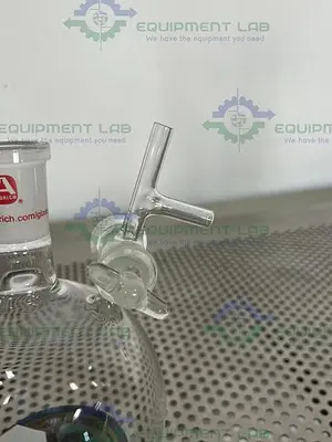 USED SIGMA ALDRICH 1000 ML SOLVENT STORAGE FLASK 24/40 W/ 4 MM PTFE STOPCOCK STOPCOCK