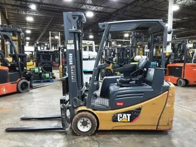 USED 2019 CATERPILLAR 2ET4000