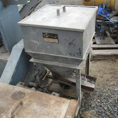 20in x 20in Reciprocating Lime Feeder