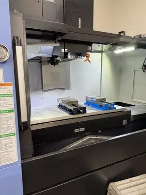 2024 DOOSAN DNM 5700L Vertical Machining Centers | Toolquip, Inc. (2)