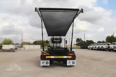 New | in-Stock 2026 MACK GRANITE 64BR Rolloff Trucks Texas US | Roll Off Truck World #1491889