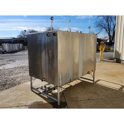 Used Dual Chamber Stainless Steel Liquid Holding Tank - 670 Gallon Cap.