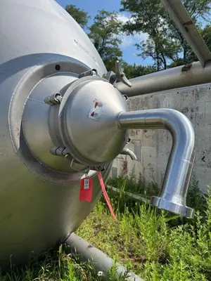 2010 MUELLER 8,300 GALLON Резервуар з нержавіючої сталі | Perry Equipment (5)