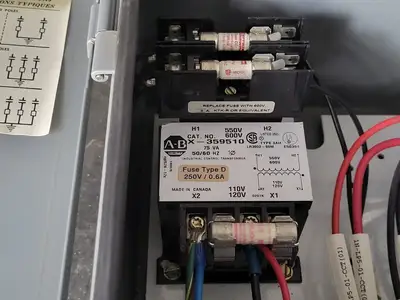 600V Control Panel Control Transformer 500L-A0*93 / 3-Pole Contactor 359S10