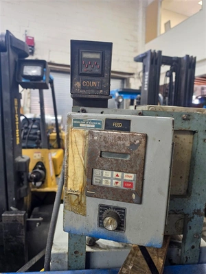 Used SHUSTER 2A4EV Wire Straighteners & Cut-Offs New York US | Barbarotto Int'l Sales Corp #1333364