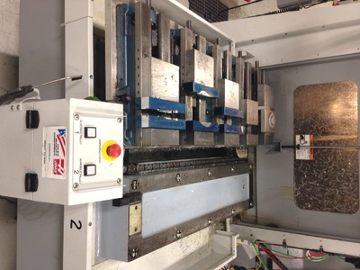 USED 2004 HAAS VF-4APCQ