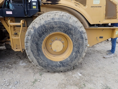 Used 2015 Caterpillar CS56B Single Drum Rollers Kansas US | Zadoon Equipment #1480895