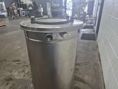 Vacuum Canister for Trimmings