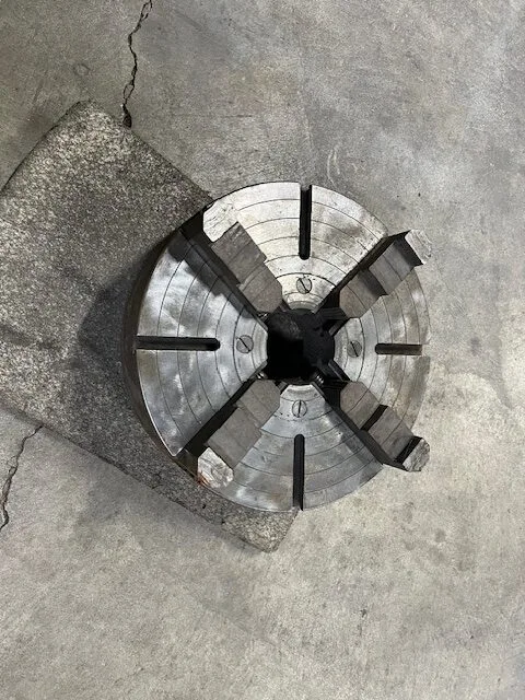 18″ (4) Jaw Chuck