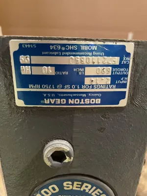 Boston Gear F72110B5J Gear Drive/Speed Reducer 200RPM 300V DC Servo Motor 10:1
