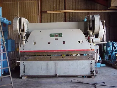 225 Ton x 12 ft Cincinnati #9 Press Brake; Auto-Cycle