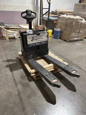Used RAYMOND "8210" Pallet Jacks Texas US | MachineryMax #1486558