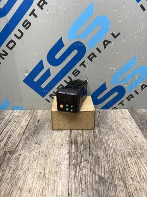 WATLOW PM6C3CA-3AAAAAA Electrical/PLC/Automation | ESS Industrial Equipment Sales (1)