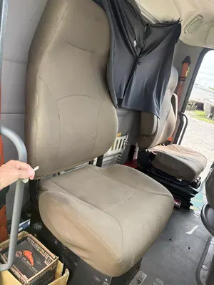 Used 2016 VOLVO VNL64T300 Conventional trucks Texas US | Proxy Equipment #1426088