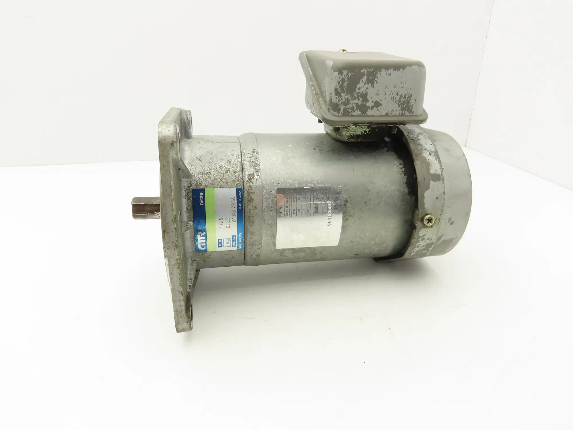 Nissei GTR AC Motor Gearmotor 25:1 Ratio 0.2kW 69 RPM 220V 3PH IK-ZUR