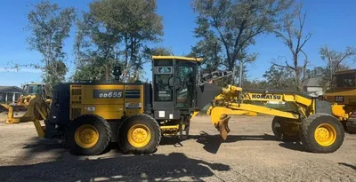 USED 2016 KOMATSU GD655-6