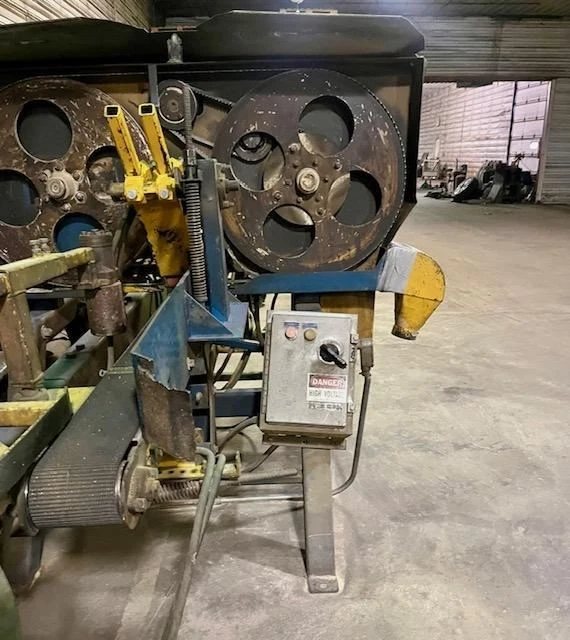 Used BAKER A Sawmill Bandsaws Minnesota US | L & L Sales #1142972