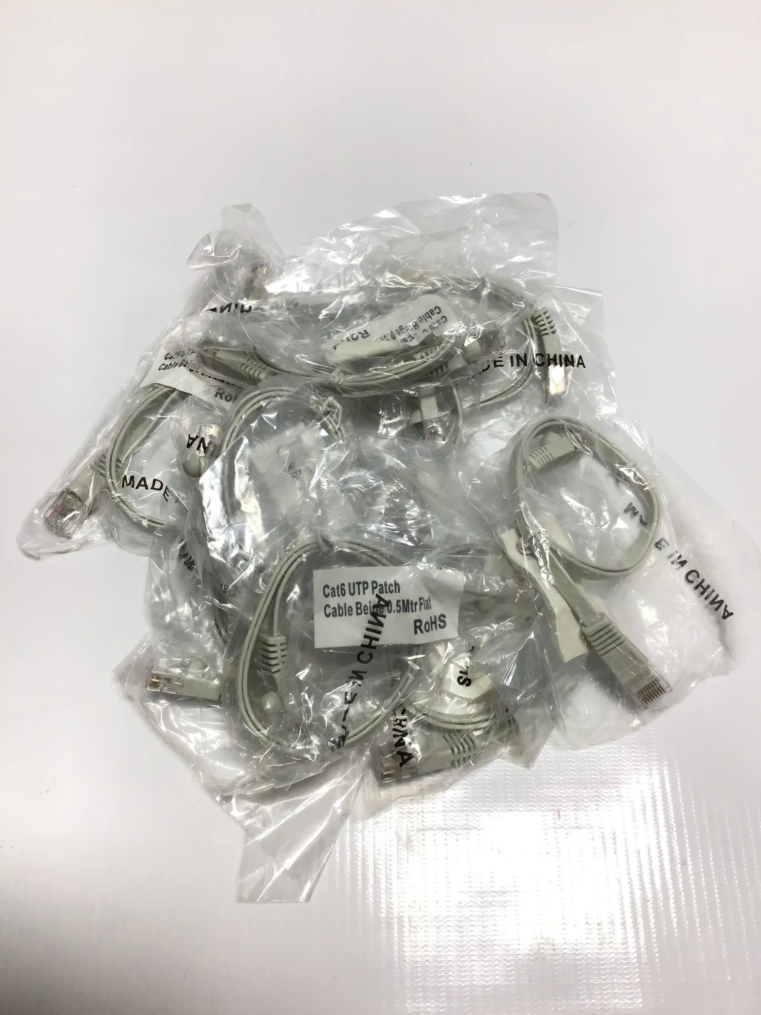Cat6 Ethernet Patch Cable Snagless UTP, 0.5 Mtr Flat Beige (Lot of 10)