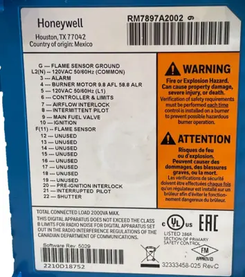 USED HONEYWELL RM7897A2002 BURNER CONTROL UNIT R7847 A 1033 AMPLIFIER