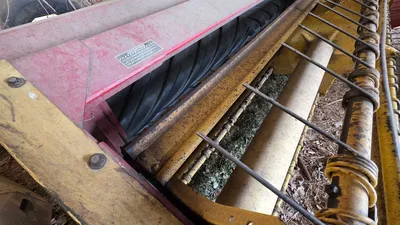 NEW HOLLAND 1465 Harvesting Equipment | Iron Listing (2)