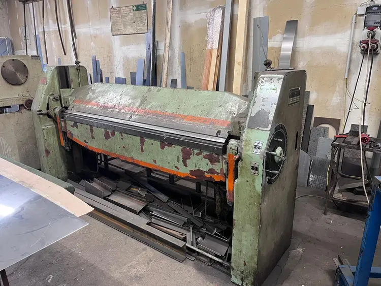 Used 1980 ZTS XONM 2000/2A-4 Folding machines | Amaron s.r.o. #1060718