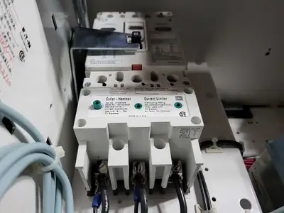 Used EATON SVX025A1-5A4N1 Switchgears British Columbia CA | Lenmark #240333
