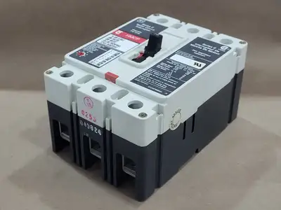 NEW CUTLER-HAMMER HMCP070M2C