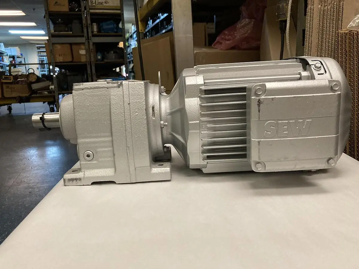 USED SEW-EURODRIVE R37 DRE80M4