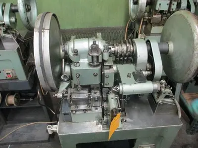 8509-100 OMBI Model FTR10 Boston Link Chain Making Machine