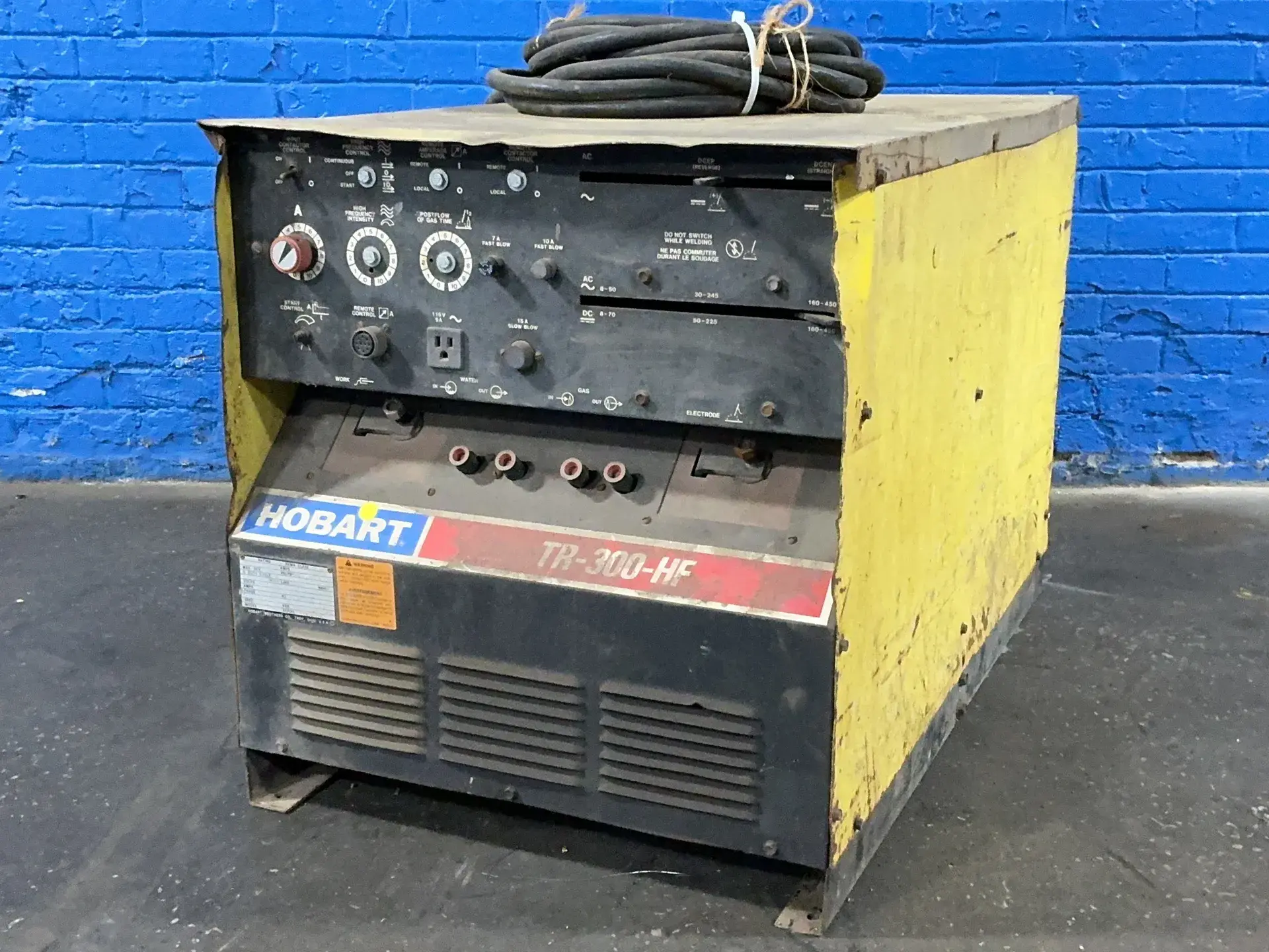 Used HOBART TR300HF Arc Welders Ohio US | HGR 24 #1503780