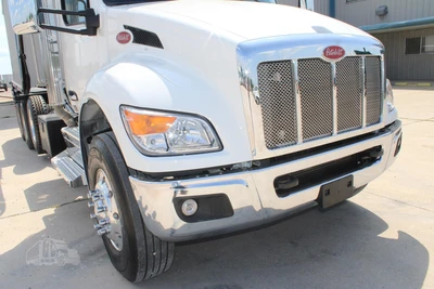 New | in-Stock 2027 PETERBILT 548 Rolloff Trucks Texas US | Roll Off Truck World #1492013