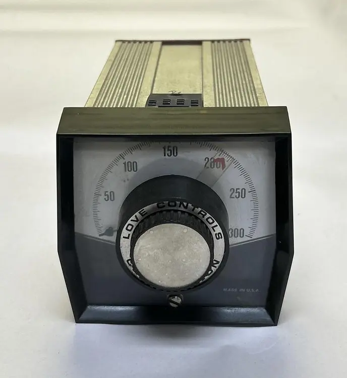 Used LOVE CONTROLS MODEL 48 Industrial Controls Ohio US | Surplus Asset Holdings #1243745