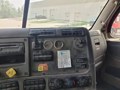 USED 2013 FREIGHTLINER CASCADIA