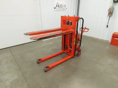 Used INTERRTHOR _UNKNOWN_ Pallet Lifters Indiana US | Arrow Industrial #795279