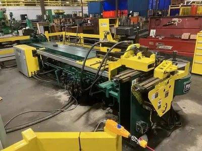 USED 2005 PINES 075
