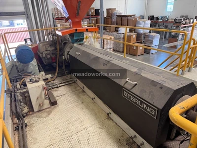 Used Sterling 20 lb. Accumulator Head Blow Molding Machines Illinois US | Meadoworks #1514550
