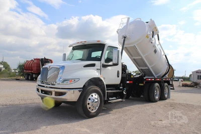 Used 2020 INTERNATIONAL MV Septic/Sewer/Vacuum Trucks Texas US | Roll Off Truck World #1491806