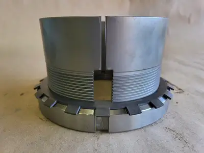 NEW SKF H3032