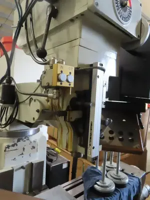 Used 1980 YCI YCM-16VS Vertical Machining Centers Oregon US | [EZ] EZ Systems #1281258