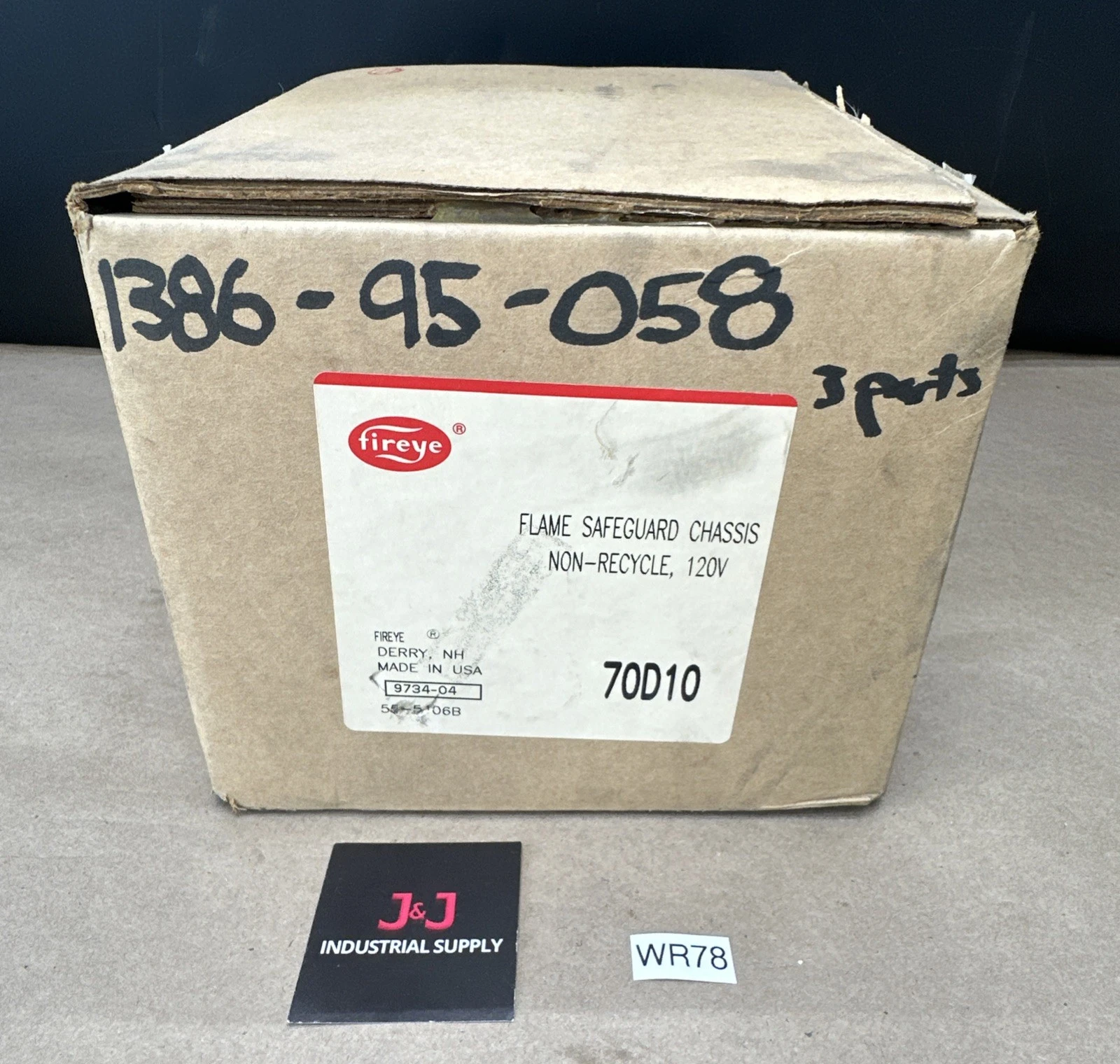 NEW Fireye 70D10