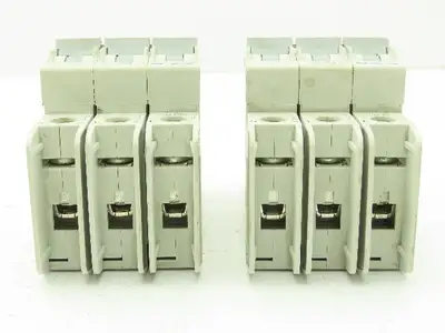 Eaton WMZT3C03 Circuit Breaker 3 Amp 480 Volt 3Ph 3 Pole Lot of 2